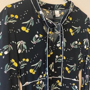Black dandelion dress Size 6